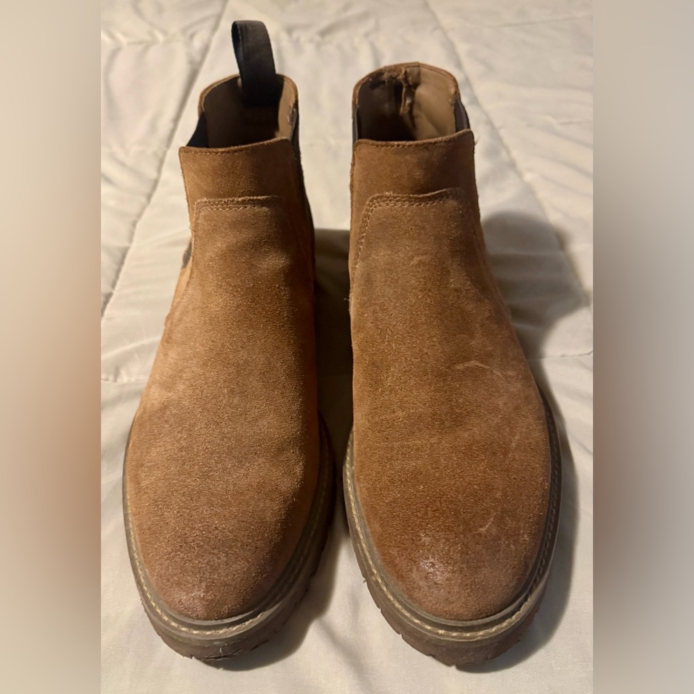 Johnston & Murphy Tan Suede Chukka Boots Sz. 11